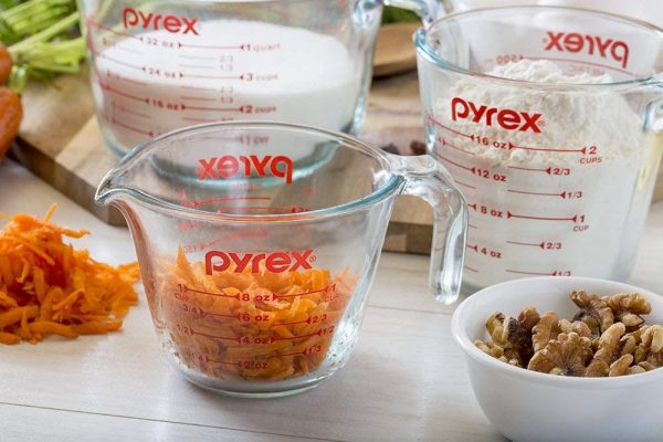 Pyrex Glass Measuring Cup Set (3-Piece, Microwave and Oven Safe),Clear - Image 3