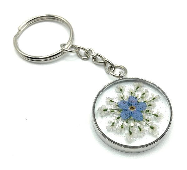 Handmade Forget Me Not Keyring with Cotswold Pressed Flowers. Silver Keychain. Thinking of you, Bon Voyage, Remembrance, New Home Gift. Keepsake Bag Charm New Car Accessories