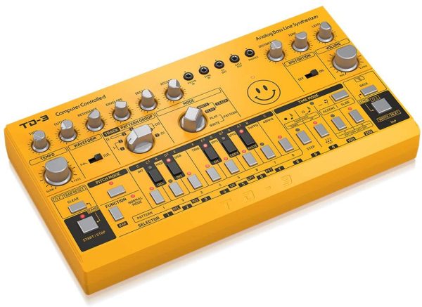 Behringer TD-3-AM Analog Bass Line Synthesizer with VCO, VCF, 16-Step Sequencer, Distortion Effects and 16-Voice Poly Chain & Stagg SMD1 1 m 5 Pin DIN Male Connector Midi Cable - Image 4