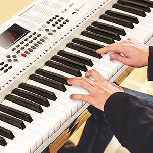 beginner piano keyboard