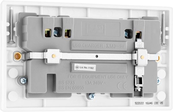 BG Electrical 922u33 Double Switched 13 Amp Fast Power Socket with Three USB Charging Ports, 3.1A, 5 Volts, 15.5 Watts, White - Image 7