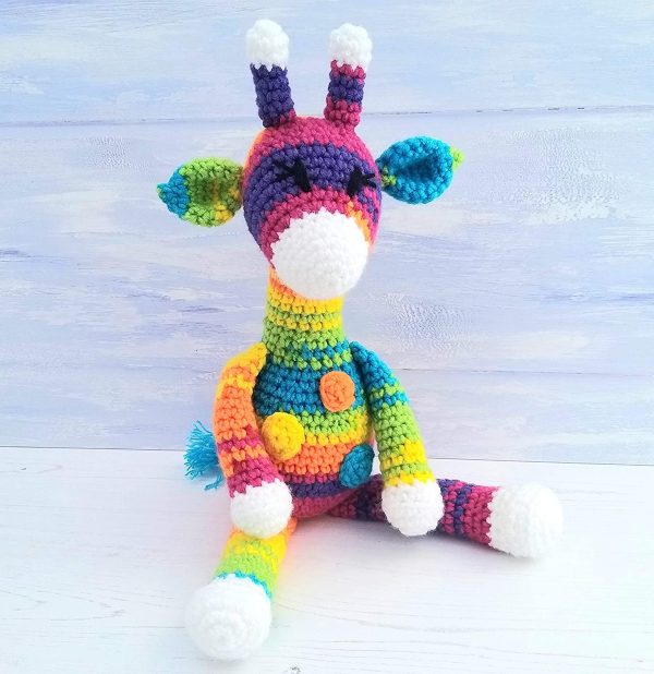 Crochet Kit Sherbet the Rainbow Giraffe - Learn to Crochet Complete Beginner Kit - Image 7