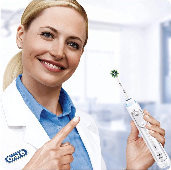 Oral-B Cross Action Electric Toothbrush Head with CleanMaximiser Technology, Angled Bristles for Deeper Plaque Removal, Pack of 4, White - Image 4