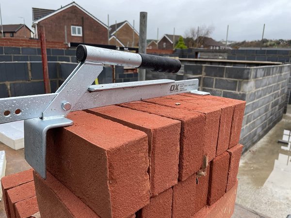 OX OX-P171250, Pro Brick Carrier - Brick Lifting Tong with Comfortable Grip - Heavy Duty Paver Carrier Tool, Silver - Image 4