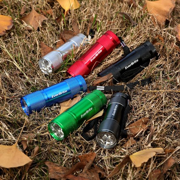 EverBrite 18-Pack LED Mini Pocket Torch, Small Keyring Torches Flashlight, Ideal for Kids Camping Hiking Traveling Cycling Outdoors Party, Batteries Included - Image 7