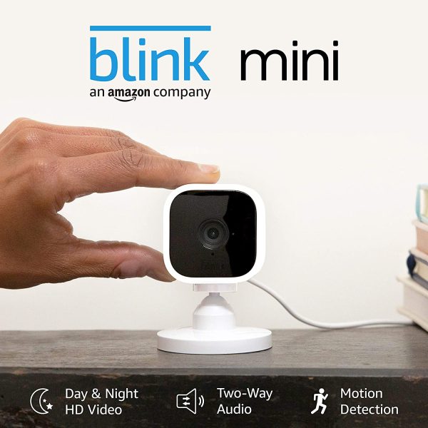 Blink Mini | Compact indoor plug-in smart security camera, 1080p HD video, motion detection, Works with Alexa | 1 Camera - Image 2