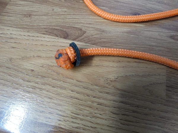 English Made Falconry Button Rope Leash with Leather Washer Large Orange 1 metre long & 6mm Thick - Image 2