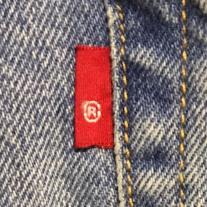 Levi's tab