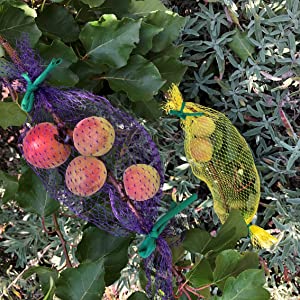 biostretch supporting netting and plants with stretching garden twine supports