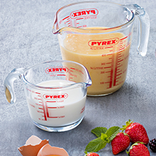 Pyrex Jug